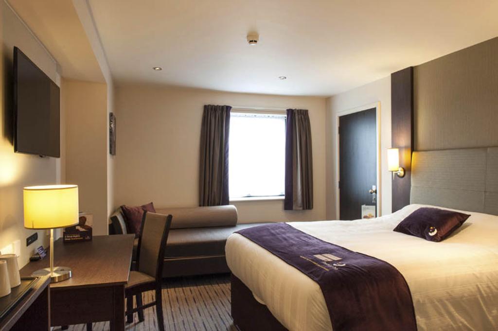 Premier Inn Inverness East Bilik gambar